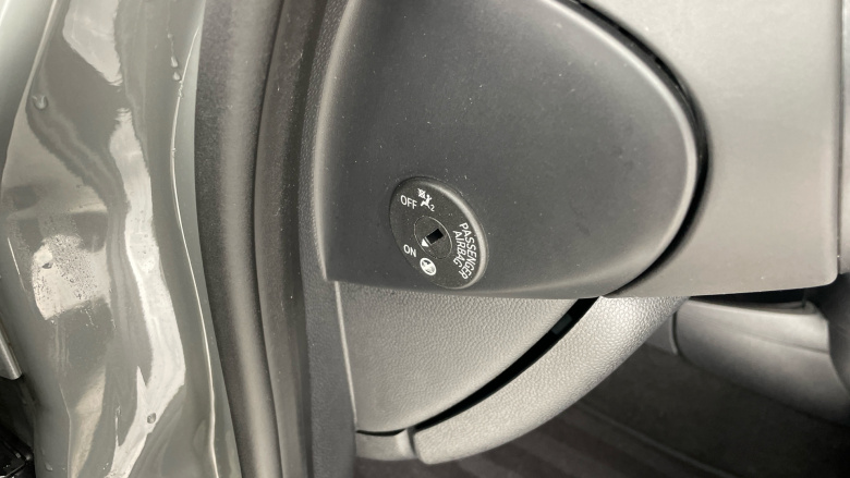 MINI Hatchback 1.5 Cooper Classic 3dr Petrol Hatchback